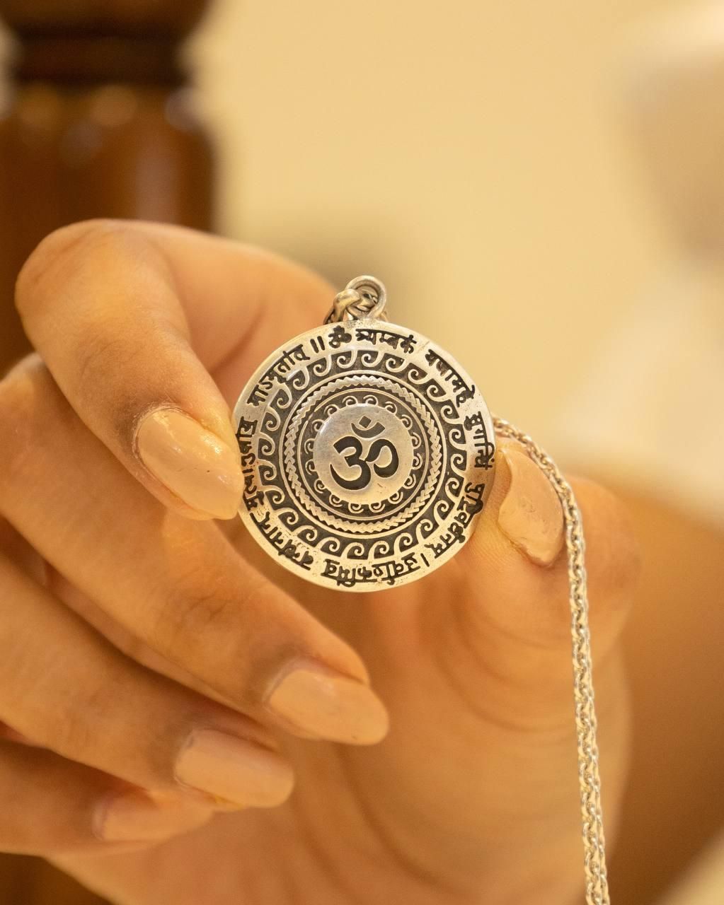 Maha Mrityunjaya Mantra with OM Pendant