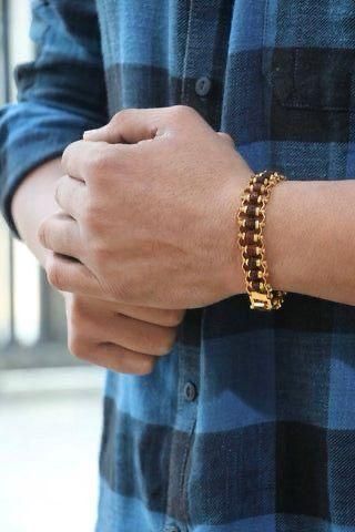 Paanch Mukhi Modern Rudraksha Bracelet With Gold Plating.